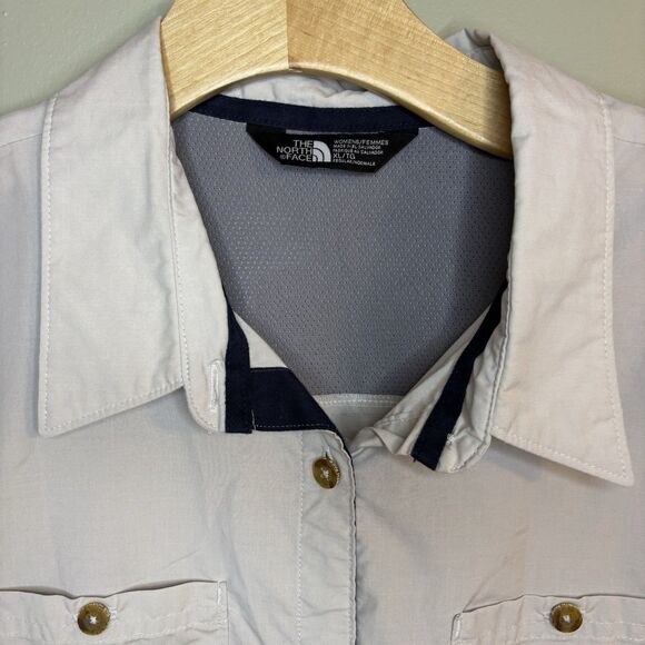 North Face Women’s XL Long Sleeve Trail Shirt Button Up Collared Hiking Active - Picture 2 of 6